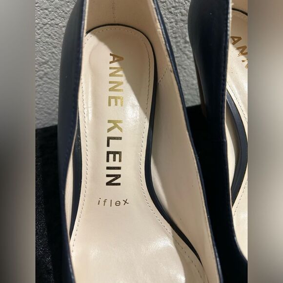 Anne Klein Iflex Navy Blue Leather Pumps Size 6.5 M - Picture 7 of 10